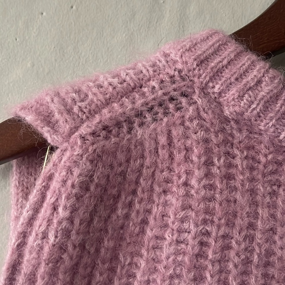 Universal Thread Sleeveless Lavender Sweater Vest size XL - Picture 5 of 5